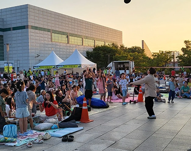 엉클키드 활동사진